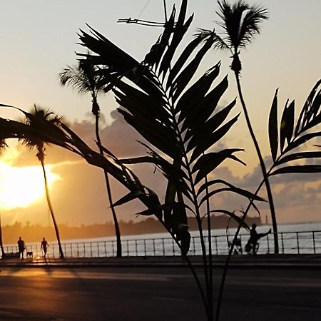 Kitnets Com Ar Condicionado Na Praia 萨尔瓦多 外观 照片
